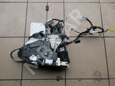 Замок двери передней правой MERCEDES-BENZ S-класс W221 (2005 - 2009) — Разборка Мерседес