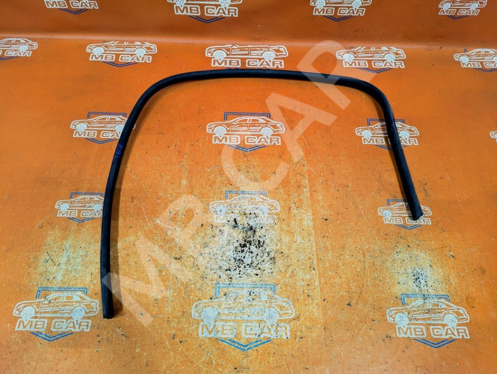 Уплотнитель дверного проема ( на кузове ) MERCEDES-BENZ CLK-класс C209/W209 (2002 - 2005) фото 1 — Разборка Мерседес