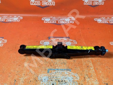 Домкрат MERCEDES-BENZ GLE-класс W166 (2015 - 2018) &mdash; Разборка Мерседес