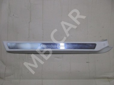 Накладка порога внутренняя MERCEDES-BENZ E-класс W212/S212/C207/A207 рестайлинг (2013 - 2016) — Разборка Мерседес