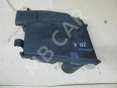 Корпус воздушного фильтра MERCEDES-BENZ E-класс W211/S211 (2002 - 2006) — Разборка Мерседес