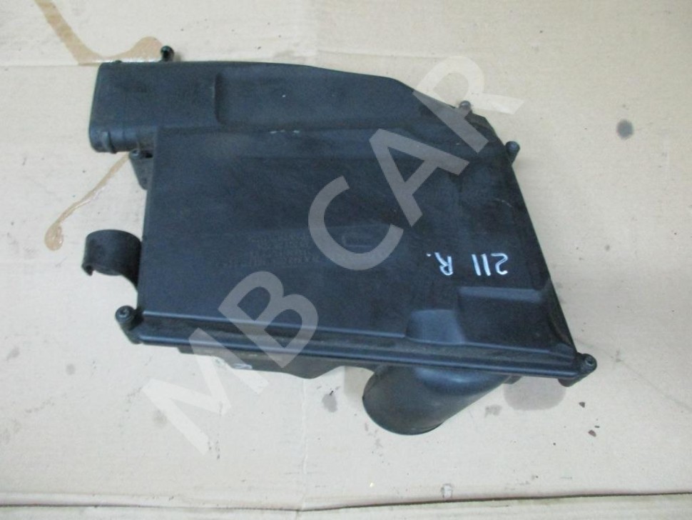 Корпус воздушного фильтра MERCEDES-BENZ E-класс W211/S211 (2002 - 2006) фото 1 — Разборка Мерседес