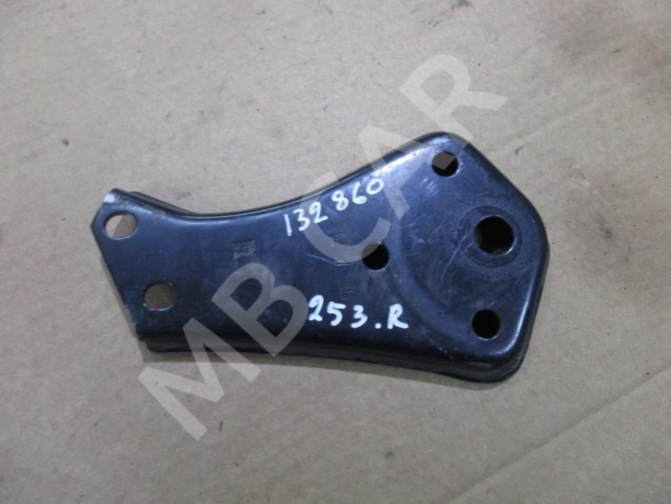 Кронштейн MERCEDES-BENZ GLC-класс X253 (2015 - 2019) фото 1 — Разборка Мерседес