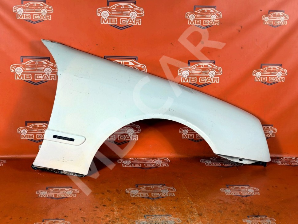Крыло переднее правое MERCEDES-BENZ CLK-класс C208/A208 рестайлинг (1999 - 2003) фото 1 &mdash; Разборка Мерседес