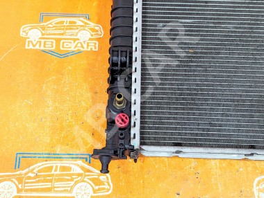 Радиатор MERCEDES-BENZ R-класс W251 рестайлинг 2 (2010 - 2017) — Разборка Мерседес