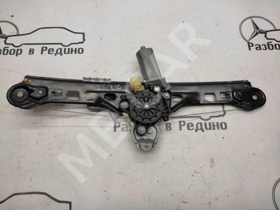 Стеклоподъемник задний левый MERCEDES-BENZ C-класс W203/S203/CL203 рестайлинг (2004 - 2008) фото 1 — Разборка Мерседес