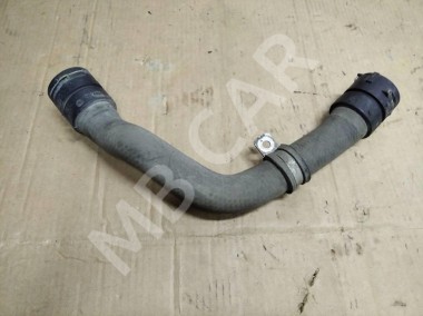 Патрубок ОЖ MERCEDES-BENZ CLA-класс C117/X117 (2013 - 2016) — Разборка Мерседес