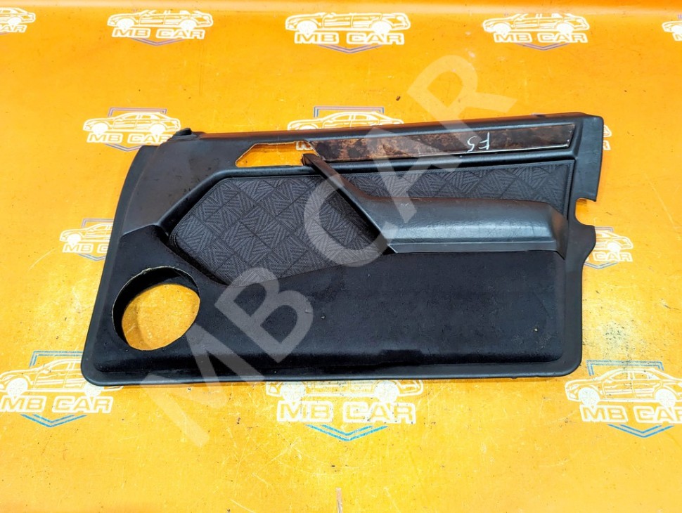 Карта двери передняя правая MERCEDES-BENZ E-класс W124/S124/C124/A124 (1984 - 1997) фото 1 &mdash; Разборка Мерседес