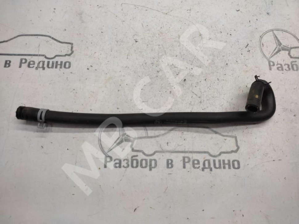 Патрубок ОЖ MERCEDES-BENZ S-класс W220 (1998 - 2005) фото 1 — Разборка Мерседес