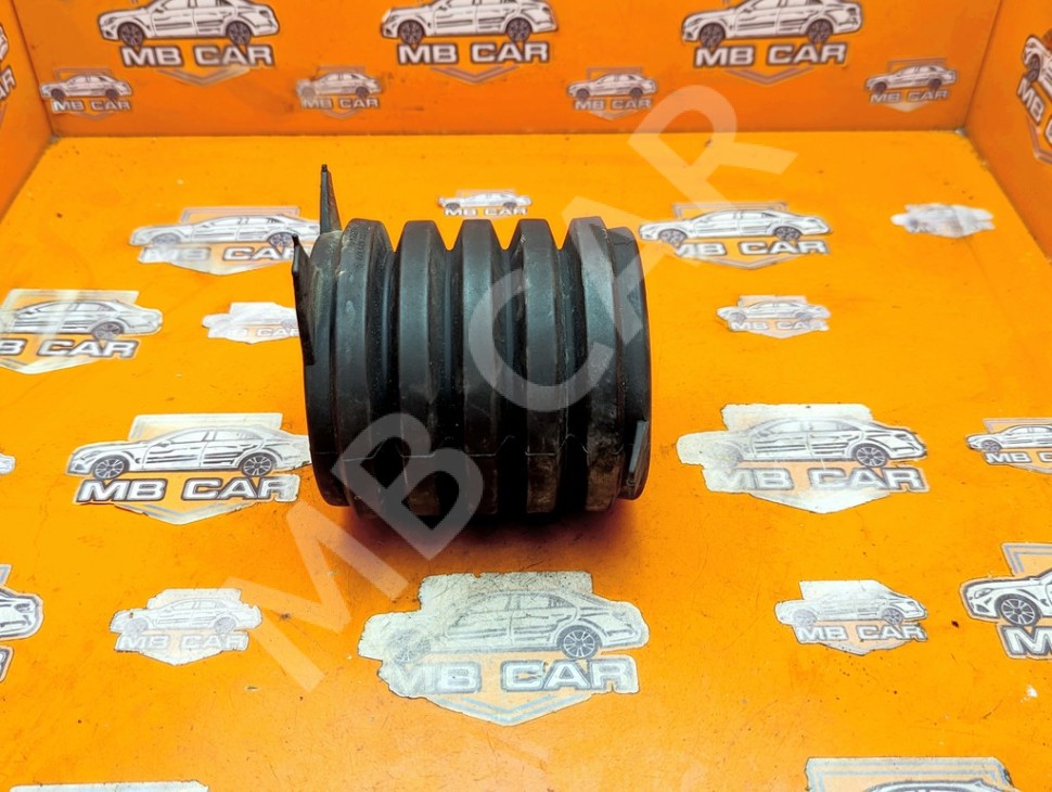 Патрубок воздушный MERCEDES-BENZ M-класс W163 (1997 - 2001) фото 1 &mdash; Разборка Мерседес