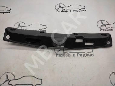 Накладка крышки багажника MERCEDES-BENZ C-класс W205/S205/C205/A205 (2014 - 2018) — Разборка Мерседес