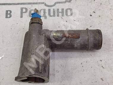 Фланец системы охлаждения MERCEDES-BENZ W124 W124/S124/C124/A124 (1984 - 1993) — Разборка Мерседес