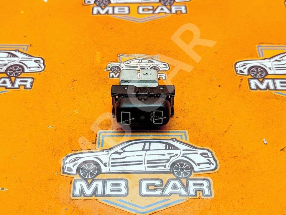 Кнопка MERCEDES-BENZ M-класс W163 рестайлинг (2001 - 2005) фото 1 &mdash; Разборка Мерседес