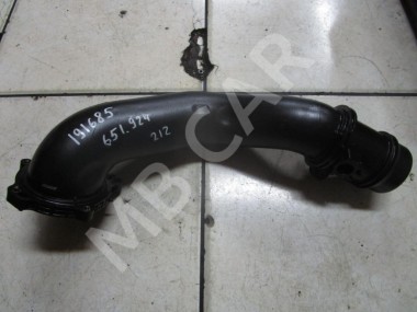 Патрубок впускного коллектора MERCEDES-BENZ E-класс W212/S212/C207/A207 (2009 - 2013) — Разборка Мерседес