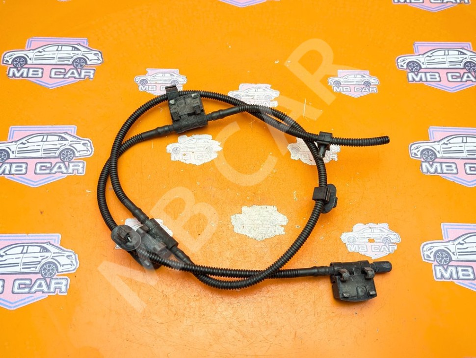 Форсунка омывателя лобового стекла MERCEDES-BENZ A-класс W176 (2012 - 2015) фото 1 &mdash; Разборка Мерседес