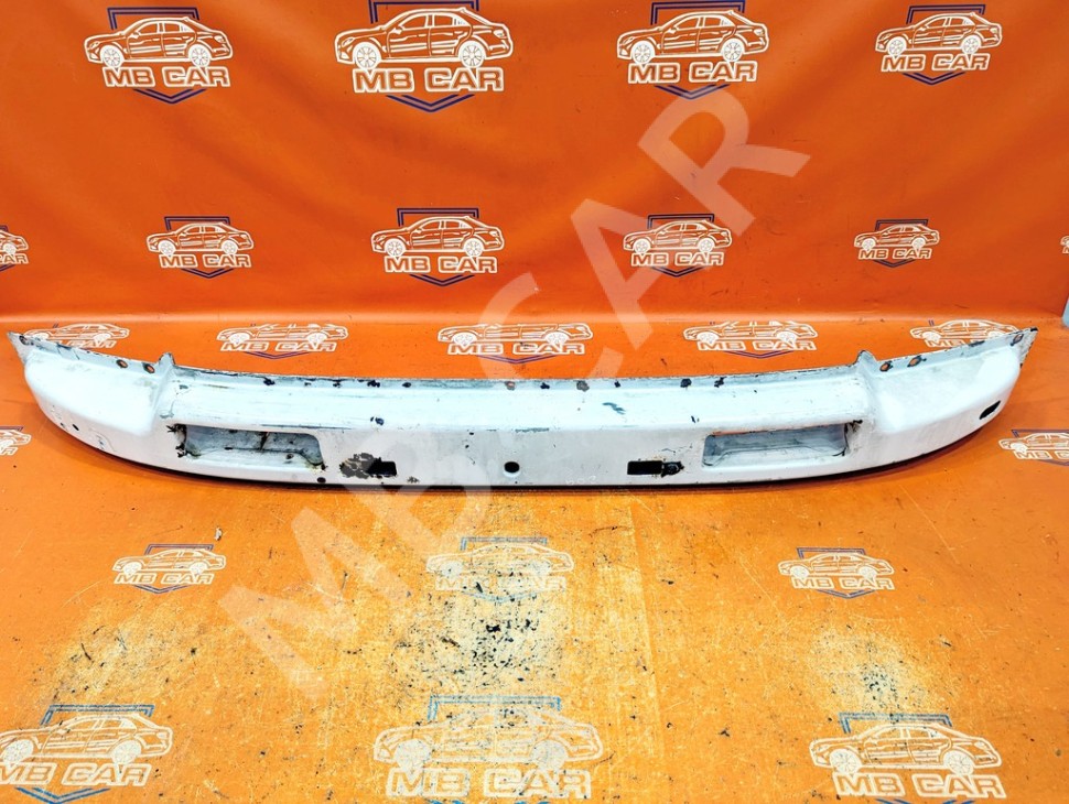 Усилитель переднего бампера MERCEDES-BENZ Vito W638 (1996 - 2003) фото 1 &mdash; Разборка Мерседес