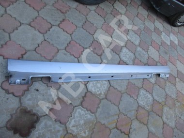 Порог пластиковый правый MERCEDES-BENZ E-класс W212/S212/C207/A207 рестайлинг (2013 - 2016) — Разборка Мерседес