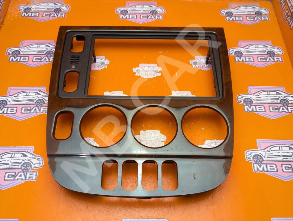 Накладка блока климата MERCEDES-BENZ M-класс W163 рестайлинг (2001 - 2005) фото 1 &mdash; Разборка Мерседес