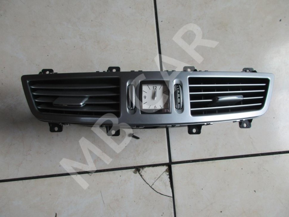 Воздуховод центральный MERCEDES-BENZ S-класс W221 (2005 - 2009) фото 1 — Разборка Мерседес