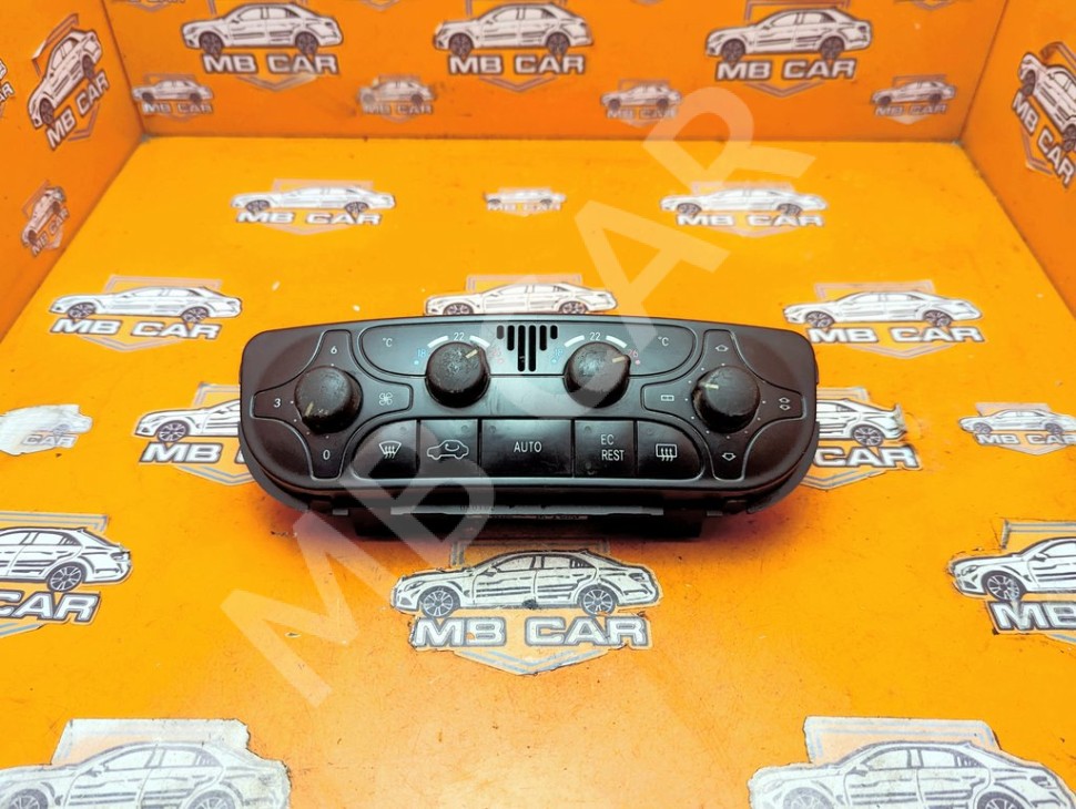 Панель управления климатом MERCEDES-BENZ C-класс W203/S203/CL203 (2000 - 2004) фото 1 &mdash; Разборка Мерседес