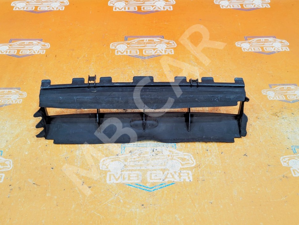 Воздухозаборник MERCEDES-BENZ E-класс W210/S210 (1995 - 1999) фото 1 — Разборка Мерседес