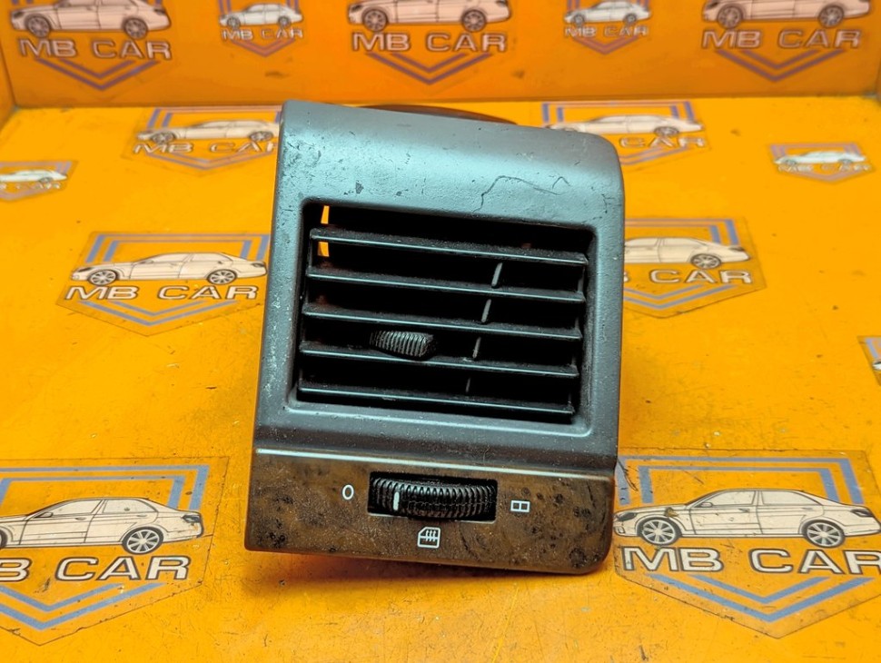 Воздуховод MERCEDES-BENZ V-класс W638/W639 (1996 - 2003) V 220 2.1 D AT (122 л.с.) фото 1 &mdash; Разборка Мерседес