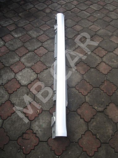 Порог пластиковый левый MERCEDES-BENZ C-класс W205/S205/C205/A205 (2014 - 2018) — Разборка Мерседес