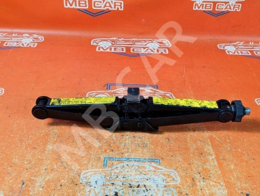 Домкрат MERCEDES-BENZ M-класс W164 рестайлинг (2008 - 2011) &mdash; Разборка Мерседес