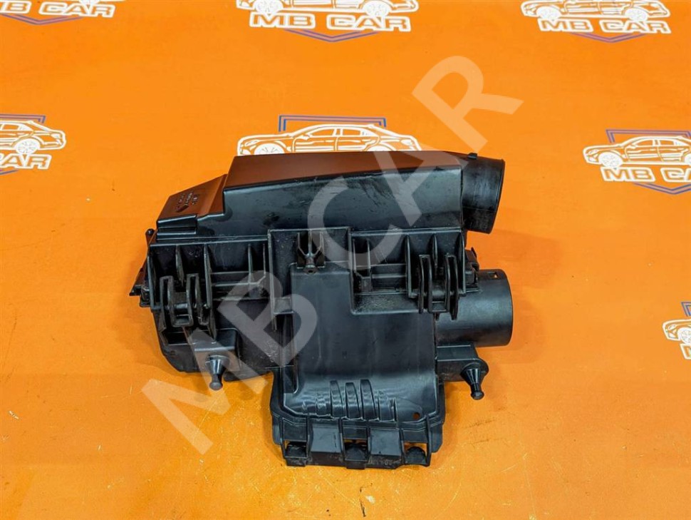 Корпус воздушного фильтра MERCEDES-BENZ C-класс W204/S204 (2006 - 2011) фото 1 — Разборка Мерседес