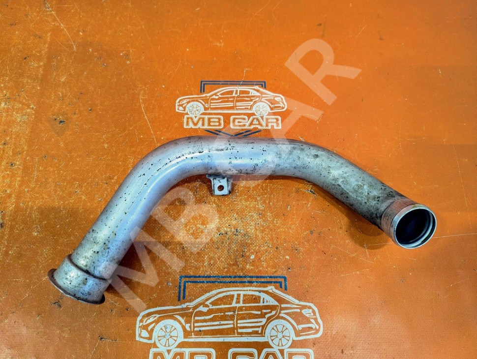 Патрубок интеркулера MERCEDES-BENZ E-класс W213/S213/C238/A238 (2016 - 2021) фото 1 — Разборка Мерседес