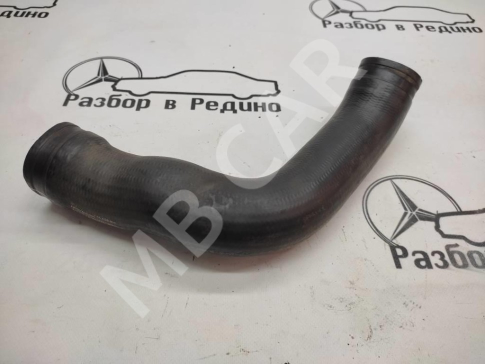 Патрубок интеркулера MERCEDES-BENZ V-класс W639 (2003 - 2014) фото 1 — Разборка Мерседес