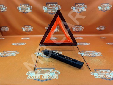 Знак аварийной остановки MERCEDES-BENZ SL-класс R231 рестайлинг (2016 - 2020) — Разборка Мерседес