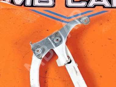 Петля капота MERCEDES-BENZ C-класс W202/S202 (1993 - 1997) &mdash; Разборка Мерседес