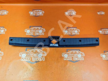 Накладка замка багажника MERCEDES-BENZ M-класс W163 рестайлинг (2001 - 2005) — Разборка Мерседес