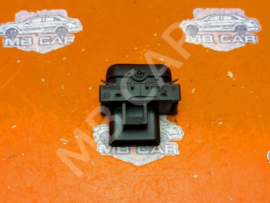 Кнопка обогрева сидений MERCEDES-BENZ M-класс W163 рестайлинг (2001 - 2005) — Разборка Мерседес