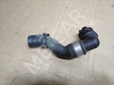 Патрубок ОЖ MERCEDES-BENZ CLA-класс C117/X117 (2013 - 2016) — Разборка Мерседес