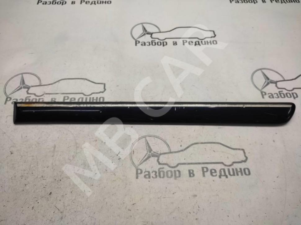 Молдинг двери MERCEDES-BENZ M-класс W163 рестайлинг (2001 - 2005) фото 1 &mdash; Разборка Мерседес