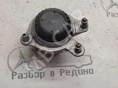Опора двигателя MERCEDES-BENZ C-класс W205/S205/C205/A205 (2014 - 2018) — Разборка Мерседес