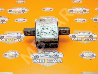 Опора КПП MERCEDES-BENZ C-класс W203/S203/CL203 (2000 - 2004) — Разборка Мерседес