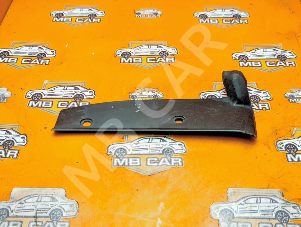 Водосток MERCEDES-BENZ CLK-класс C208/A208 рестайлинг (1999 - 2003) фото 1 &mdash; Разборка Мерседес