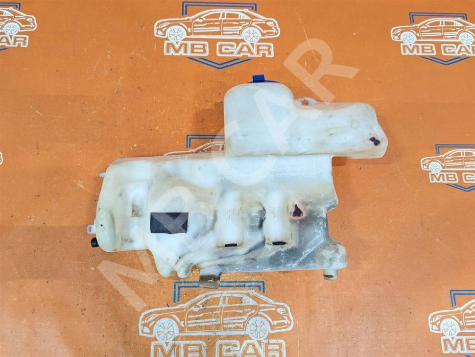 Бачок омывателя MERCEDES-BENZ Vito W638 (1996 - 2003) фото 1 — Разборка Мерседес