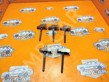 Кронштейн крепления форсунок MERCEDES-BENZ E-класс W210/S210 рестайлинг (1999 - 2003) &mdash; Разборка Мерседес