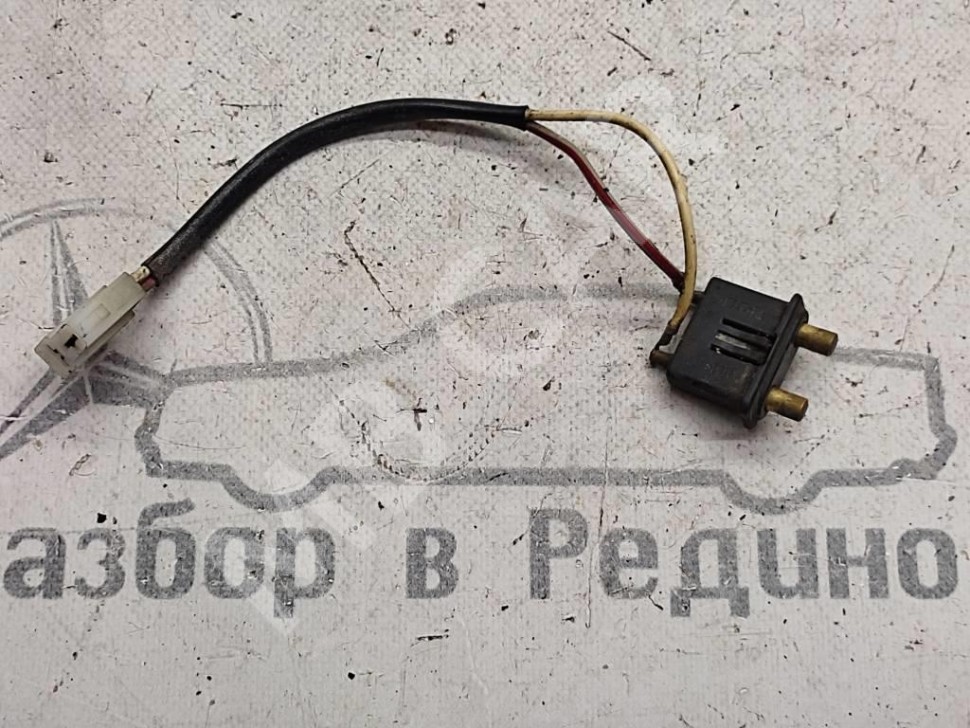 Концевик двери MERCEDES-BENZ Vito W638 (1996 - 2003) фото 1 &mdash; Разборка Мерседес