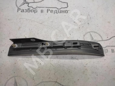 Накладка порога внутренняя MERCEDES-BENZ S-класс W221 (2005 - 2009) — Разборка Мерседес