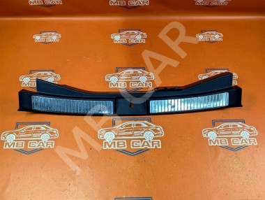 Накладка замка багажника MERCEDES-BENZ R-класс W251 (2005 - 2007) — Разборка Мерседес