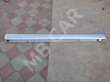 Порог пластиковый правый MERCEDES-BENZ M-класс W163 рестайлинг (2001 - 2005) — Разборка Мерседес