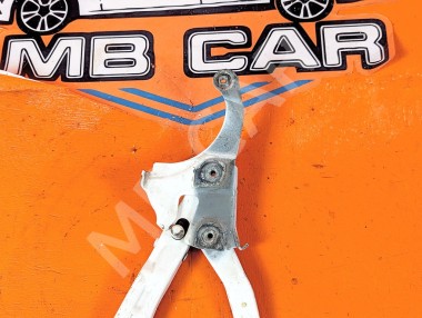 Петля капота MERCEDES-BENZ C-класс W202/S202 (1993 - 1997) &mdash; Разборка Мерседес