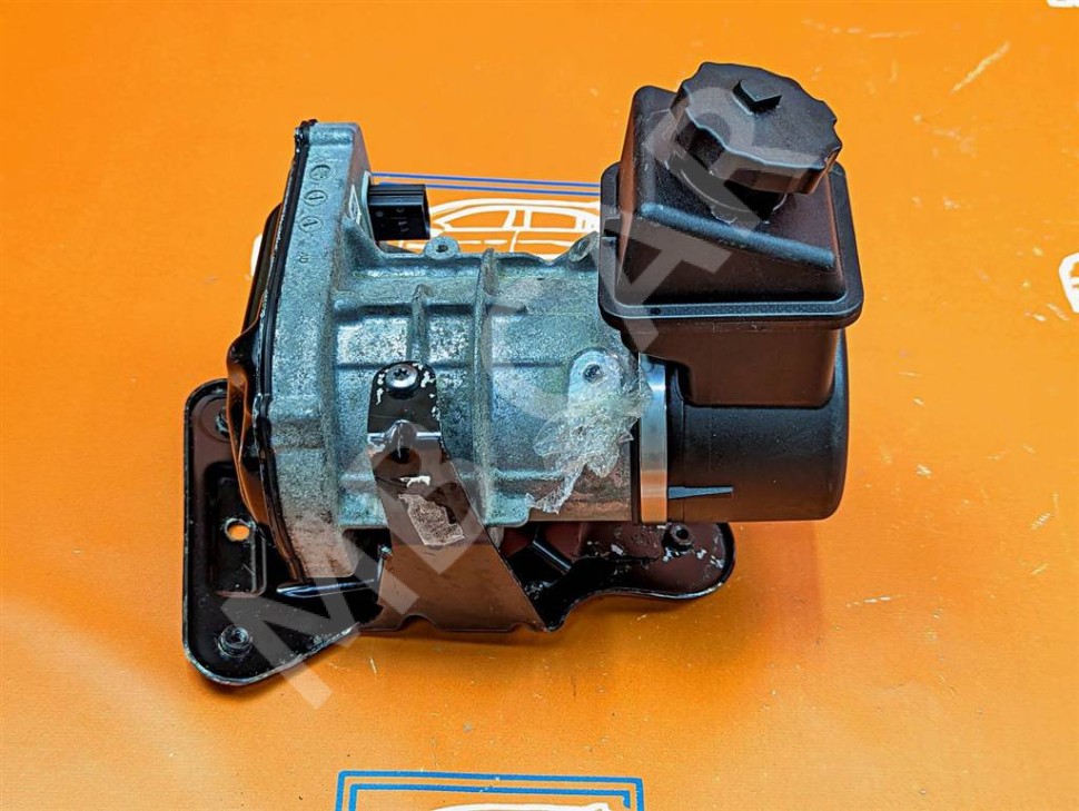 ЭГУР MERCEDES-BENZ M-класс W164 рестайлинг (2008 - 2011) фото 1 &mdash; Разборка Мерседес