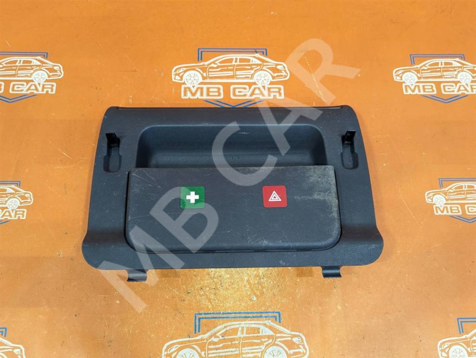 Бардачок MERCEDES-BENZ VANEO W414 (2001 - 2005) фото 1 — Разборка Мерседес