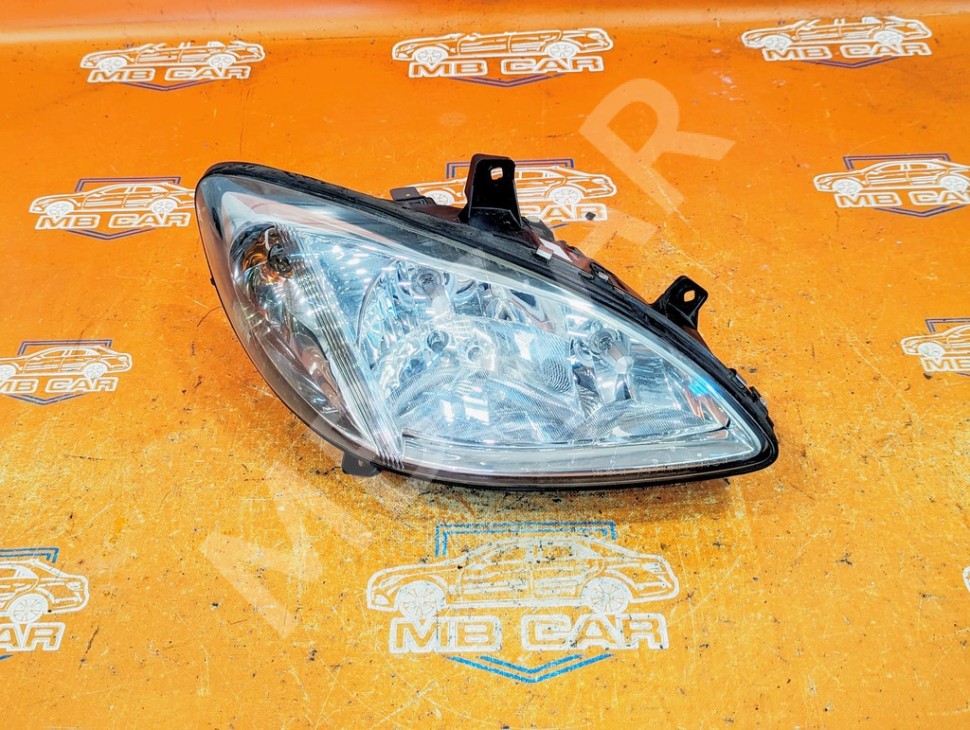 Фара правая MERCEDES-BENZ V-класс W639 (2003 - 2014) фото 1 — Разборка Мерседес